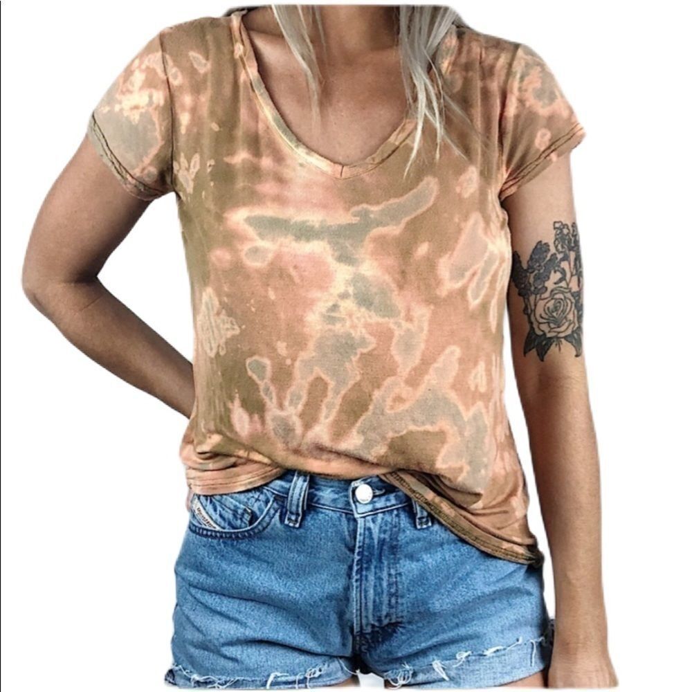14th and Union bleach dye tie dye top